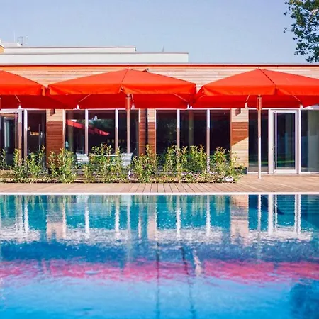 Calamus Hotel